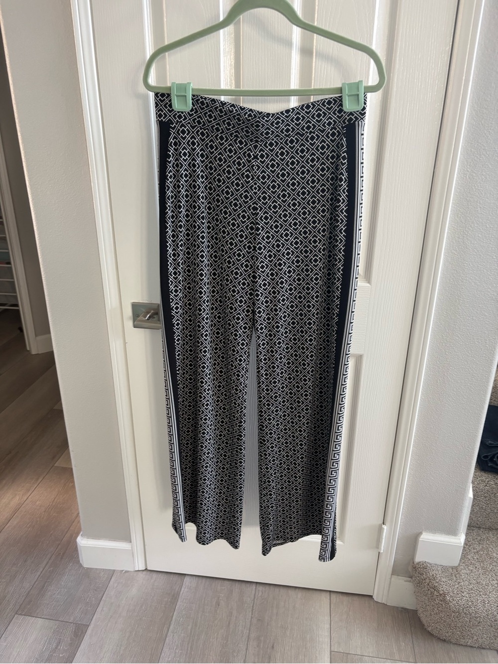 WHBM | Geo Patterned Palazzo Pants | Sz M